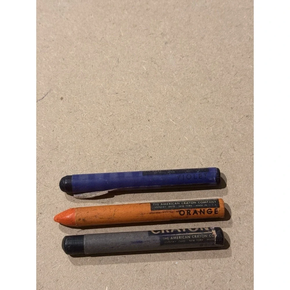 Vtg Prang Crayonex Drawing Crayons 3 large size Crayons Ohio Violet Orange Black